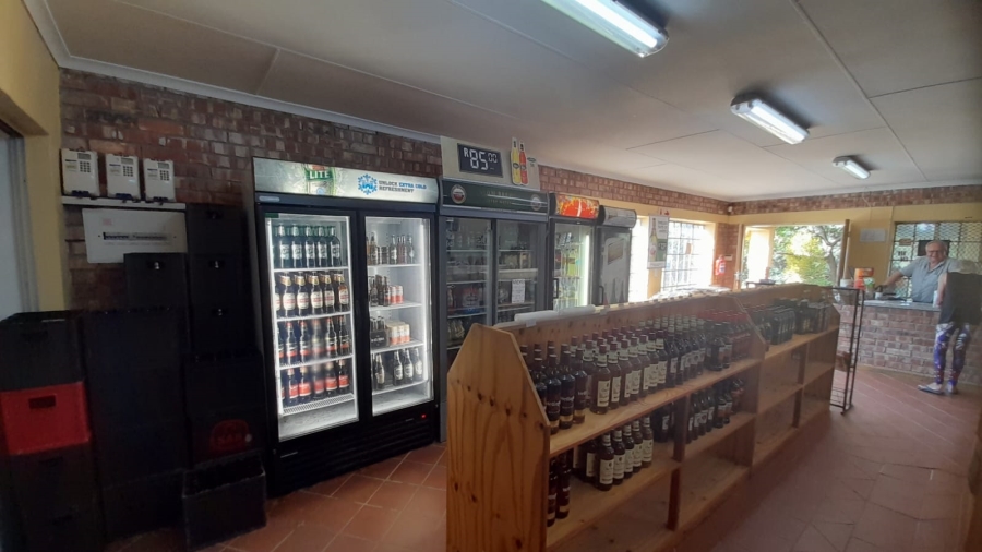Commercial Property for Sale in Paradise Beach Eastern Cape